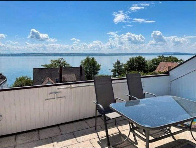 Ferienwohnung Mit Seeblick Hagnau Dış mekan fotoğraf